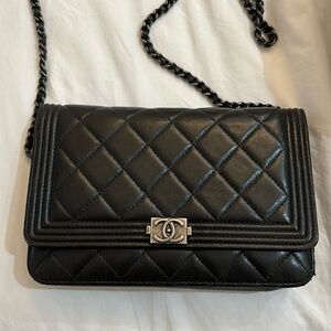 Chanel boy wallet on chain